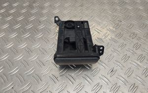 Toyota Urban Cruiser (XP110) Cup holder 5562052060