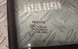 Toyota Yaris Fenêtre latérale avant / vitre triangulaire (4 portes) 