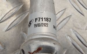 Citroen C4 III e-C4 Ilmastointilaitteen putki (A/C) F71187