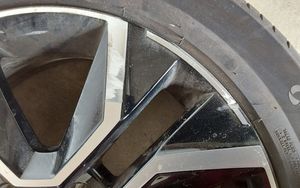 Citroen C4 III e-C4 R18 alloy rim 9833485080