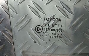 Toyota Corolla E120 E130 Vitre de fenêtre porte avant (4 portes) 43R007951