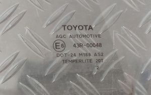 Toyota Yaris Vitre de fenêtre porte arrière 43R00048