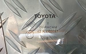 Toyota Verso Vitre de fenêtre porte avant (4 portes) 43R00097