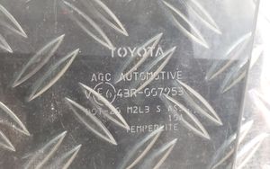 Toyota RAV 4 (XA40) Takaoven ikkunalasi 43R007953