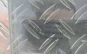 Toyota Auris E180 Vitre de fenêtre porte arrière 43R006723