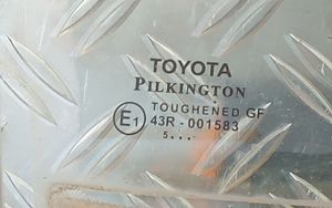 Toyota Auris E180 Основное стекло задних дверей 43R001583