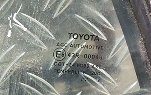 Toyota Auris 150 Szyba karoseryjna drzwi tylnych 43R00048