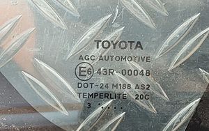 Toyota Auris E180 Aizmugurējais virsbūves sānu stikls 43R00048