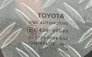 Toyota Auris E180 Aizmugurējais virsbūves sānu stikls 43R00048