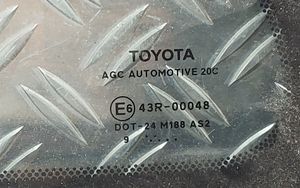 Toyota Avensis T270 Galinis šoninis kėbulo stiklas 43R00048