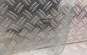 Toyota C-HR Etuoven ikkunalasi, neliovinen malli 