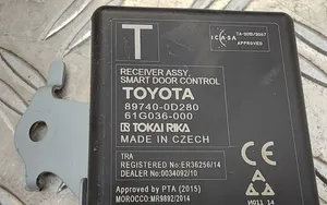 Toyota Yaris Durų elektronikos valdymo blokas 897400D280