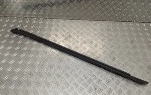 Toyota Yaris Verso Front door glass trim molding 