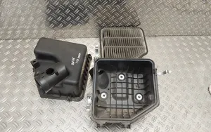 Toyota RAV 4 (XA30) Obudowa filtra powietrza 