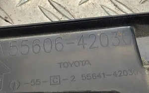 Toyota RAV 4 (XA30) Inny element deski rozdzielczej 5560642030