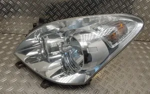 Toyota Corolla Verso AR10 Lampa przednia 