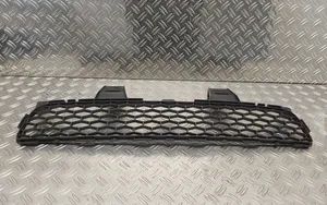 Toyota Corolla Verso AR10 Grille inférieure de pare-chocs avant 531120F030