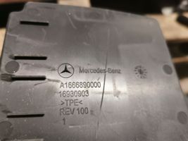 Mercedes-Benz GLE (W166 - C292) Fußmatte vorne A1666890000