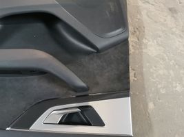 Audi Q7 4M Rivestimento del pannello della portiera posteriore 4M0867306G