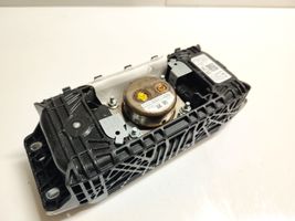 Audi A4 S4 B9 Keleivio oro pagalvė 8W0880204J