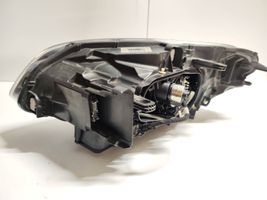 Volvo XC60 Lampa przednia 31420250