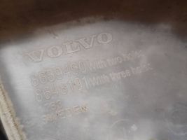 Volvo XC90 Akkulaatikon alusta 8697004
