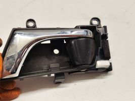 Subaru Legacy Priekinė atidarymo rankenėlė (vidinė) MAD1NN
