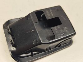 BMW 5 G30 G31 ISOFIX cover cap 7384522