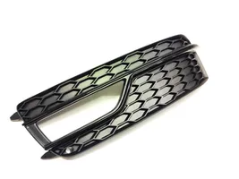 Audi A5 8T 8F Grille inférieure de pare-chocs avant 8T0807681K