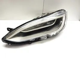 Tesla Model S Lampa przednia 105357000B