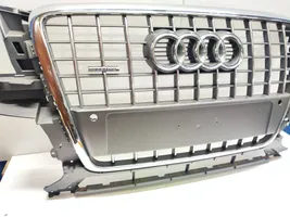 Audi Q5 SQ5 Grotelės viršutinės 8R0853651B