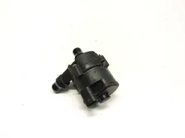 BMW 5 G30 G31 Pompa elettrica dell’acqua/del refrigerante ausiliaria 9372723