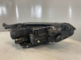 Volkswagen PASSAT B8 Lampa przednia 3G1941005B