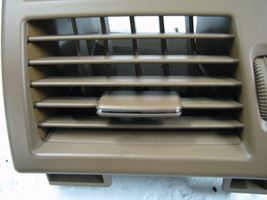 Mercedes-Benz S W221 Garniture, panneau de grille d'aération latérale A2218300154