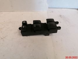 Nissan Primera Interrupteur commade lève-vitre 25401AV640