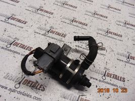 Honda CR-V Headlight washer pump 