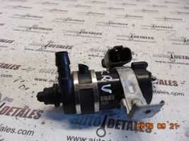 Honda CR-V Headlight washer pump 