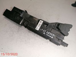 BMW X5 E70 Pannello laterale di supporto del radiatore 7799761