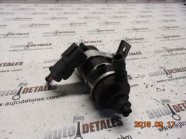 Honda CR-V Headlight washer pump 