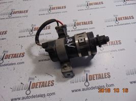 Honda CR-V Headlight washer pump 