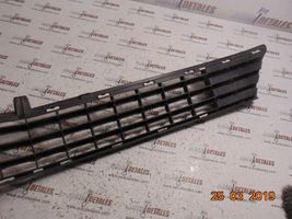 Mercedes-Benz B W245 Grille inférieure de pare-chocs avant A1698850123