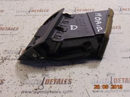 Mercedes-Benz A W169 Copertura griglia di ventilazione laterale cruscotto A1698300254