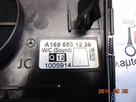 Mercedes-Benz A W169 Kojelaudan keskiosan kaiuttimen suoja A1696801236