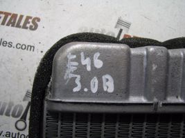 BMW 3 E46 Pečiuko radiatorius B2543