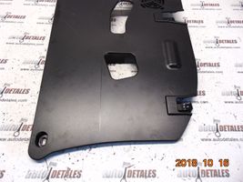 BMW 2 F46 Panelės apdailos skydas (šoninis) 9316561