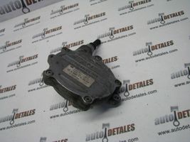 Mercedes-Benz A W169 Alipainepumppu A6402300265