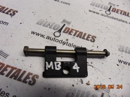 Mercedes-Benz A W168 Cerniera portellone posteriore/bagagliaio 