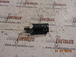 Mercedes-Benz E W210 Capteur de pression de carburant A0041531528