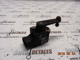 Mercedes-Benz E W211 Sensore di livello faro/fanale A0105427717