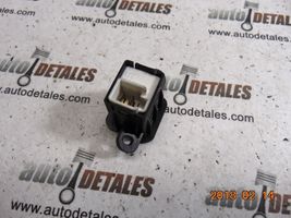 Honda CR-V Tailgate opening switch M08525